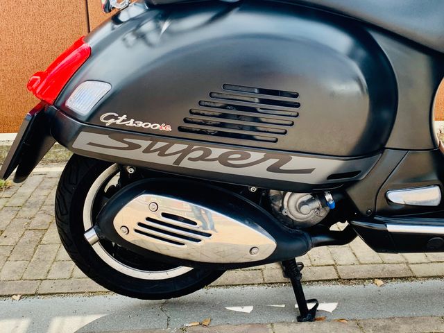 vespa - gts-300-super