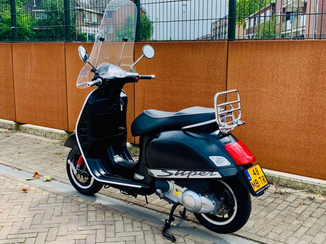 vespa - gts-300-super