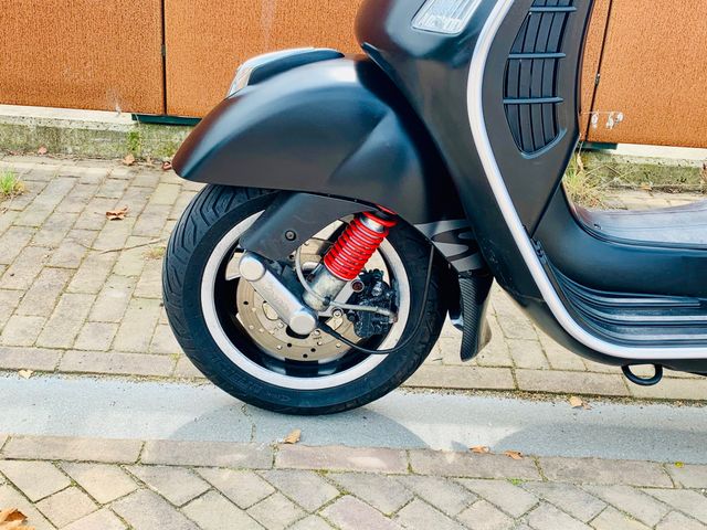 vespa - gts-300-super