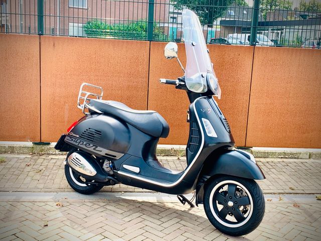 vespa - gts-300-super