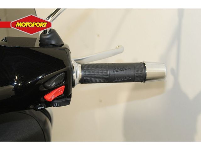 vespa - gts-300-super