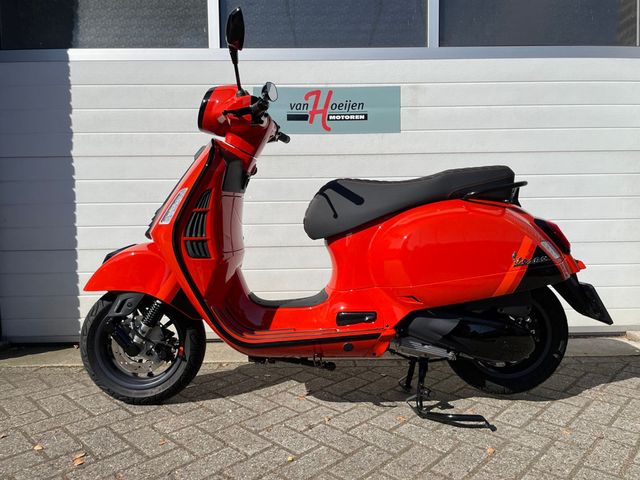 vespa - gts-300-super-sport