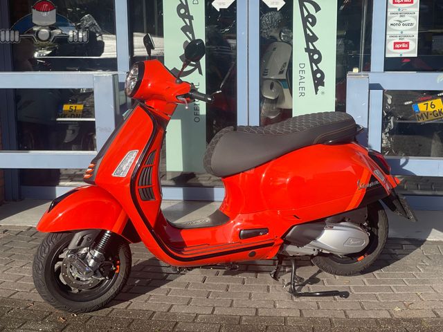 vespa - gts-300-super-sport