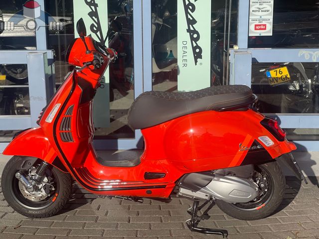 vespa - gts-300-super-sport