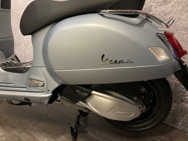 vespa - gts-super-tech-300