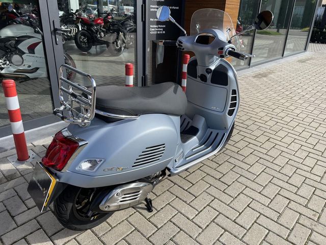 vespa - gts-super-tech-300