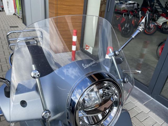 vespa - gts-super-tech-300