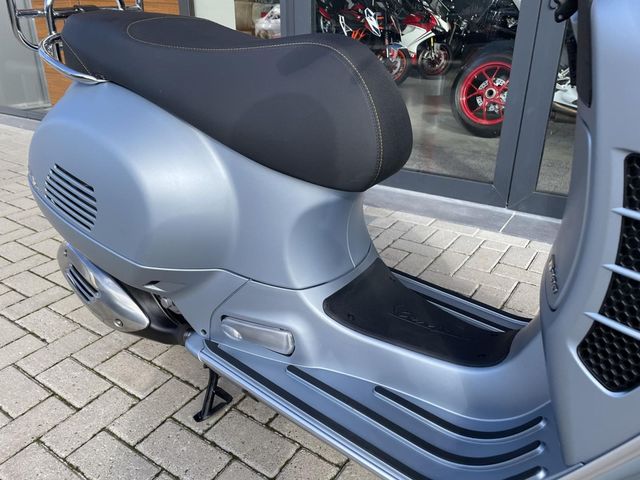 vespa - gts-super-tech-300