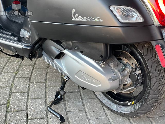 vespa - gts-super-tech-300