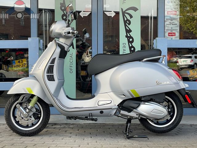 vespa - gts-super-tech-300