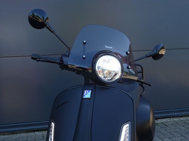 vespa - gts-super-tech-300