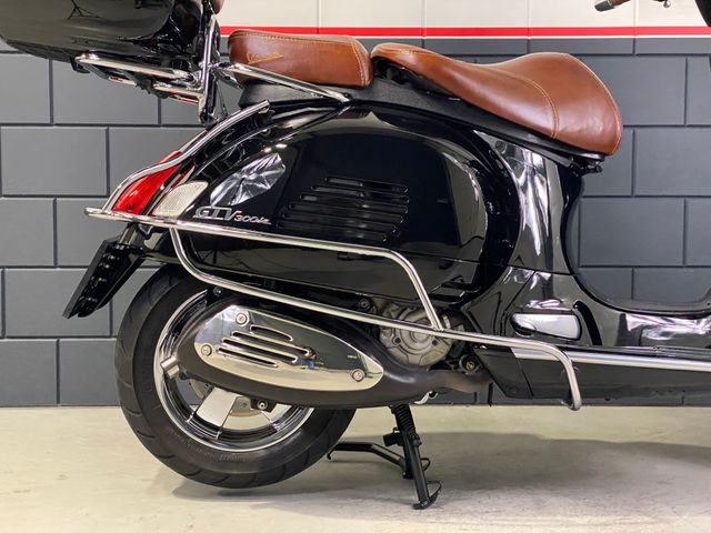 vespa - gtv-300