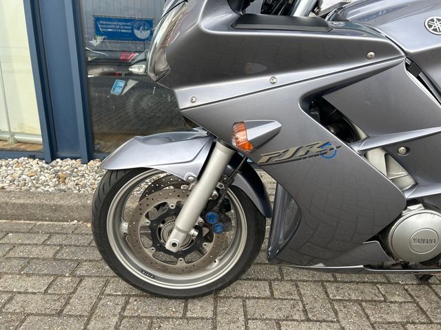 yamaha - fjr-1300