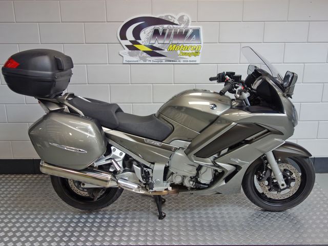 yamaha - fjr-1300