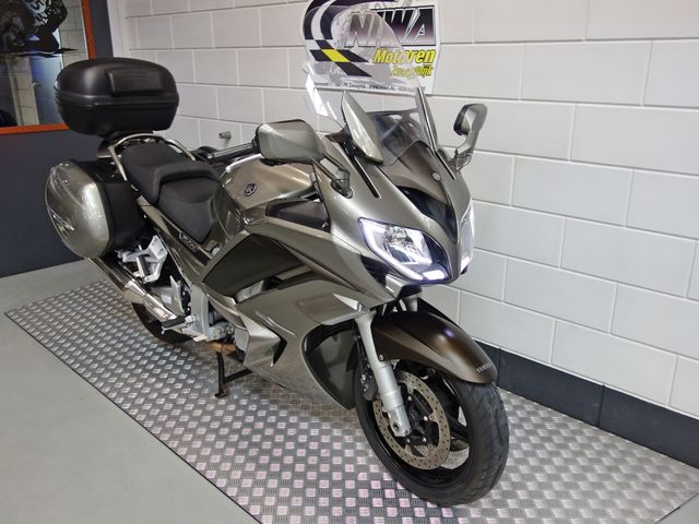 yamaha - fjr-1300