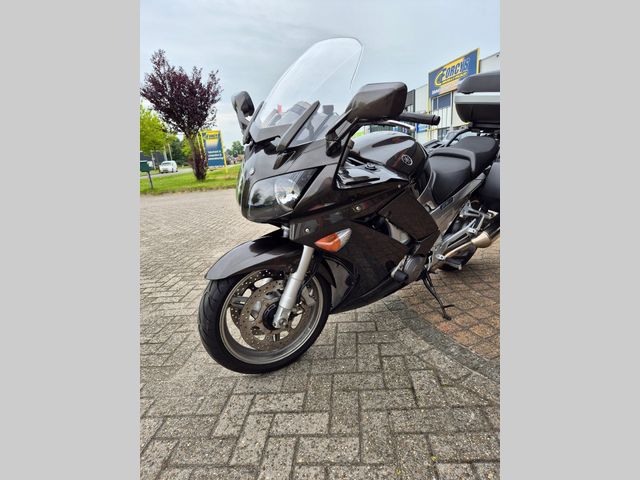 yamaha - fjr-1300