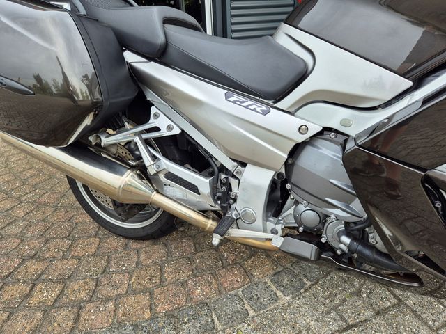 yamaha - fjr-1300