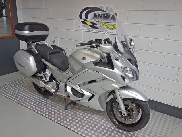 yamaha - fjr-1300