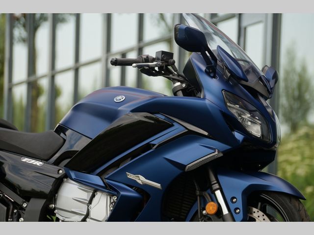 yamaha - fjr-1300