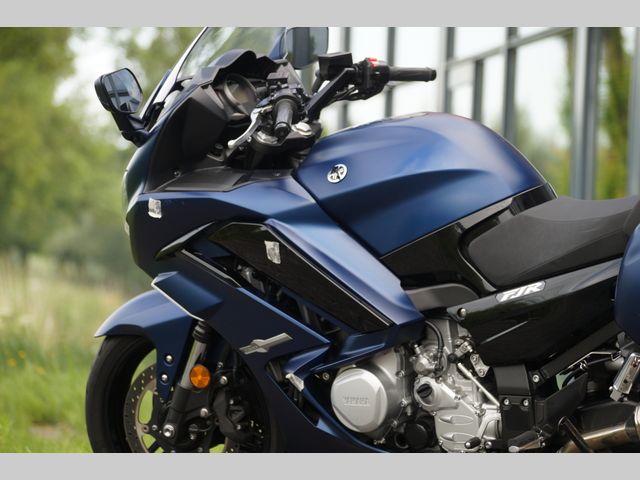 yamaha - fjr-1300