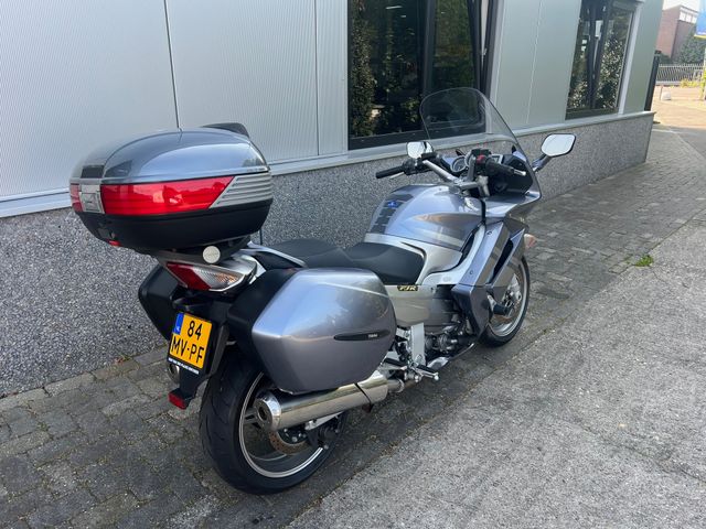 yamaha - fjr-1300