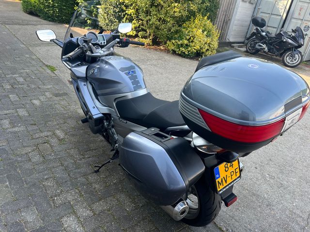 yamaha - fjr-1300