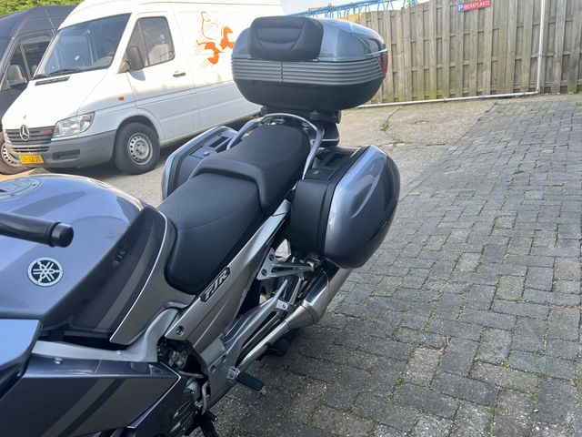 yamaha - fjr-1300