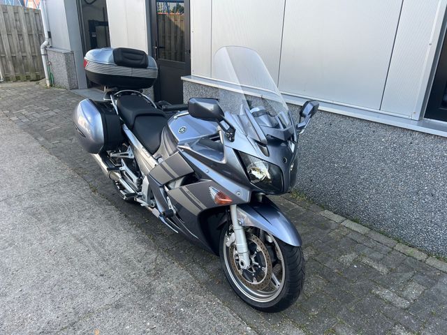 yamaha - fjr-1300