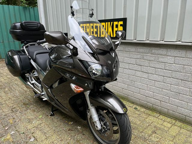 yamaha - fjr-1300