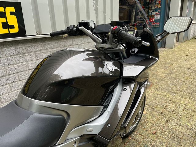 yamaha - fjr-1300