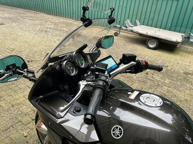 yamaha - fjr-1300