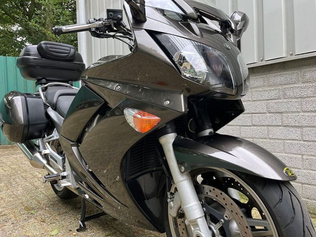 yamaha - fjr-1300