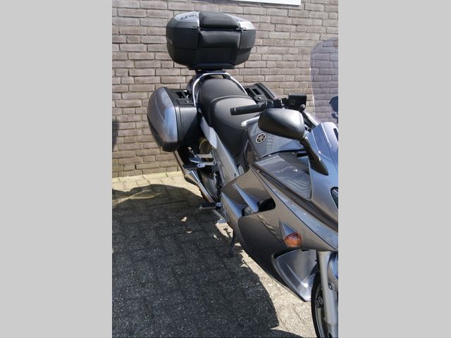 yamaha - fjr-1300