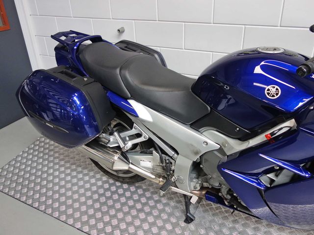 yamaha - fjr-1300