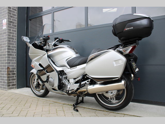 yamaha - fjr-1300