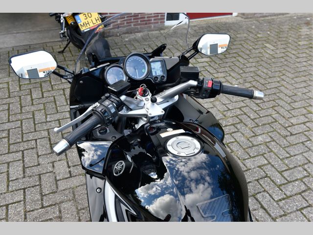 yamaha - fjr-1300