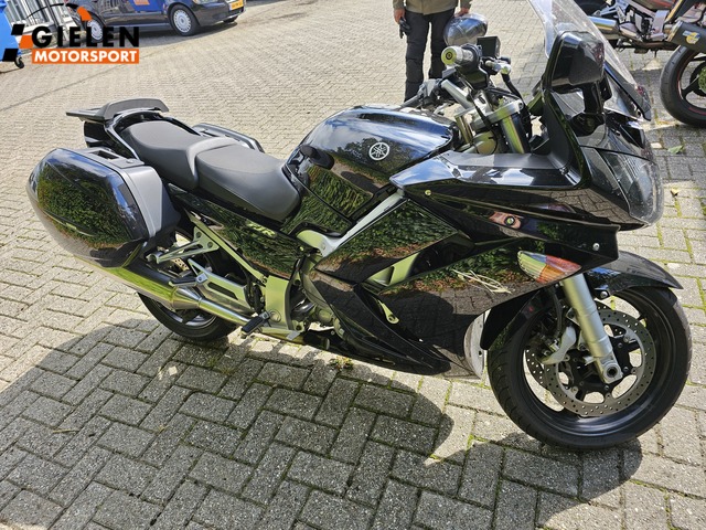 yamaha - fjr-1300