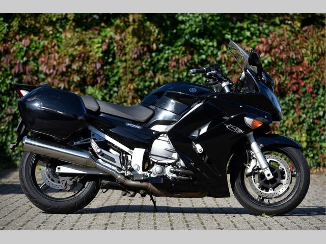 yamaha - fjr-1300