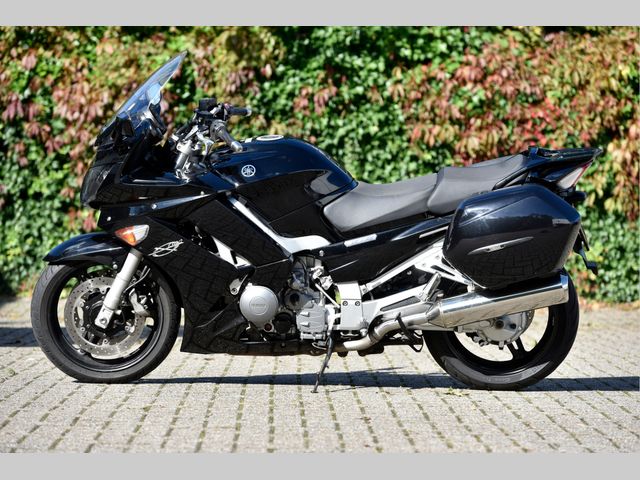 yamaha - fjr-1300