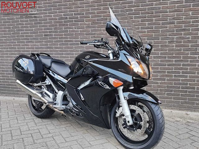 yamaha - fjr-1300