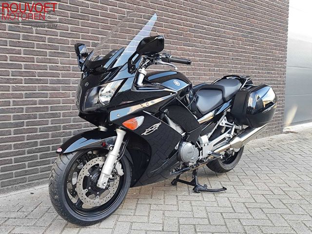 yamaha - fjr-1300