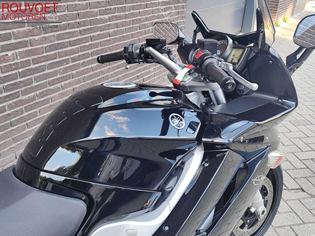 yamaha - fjr-1300