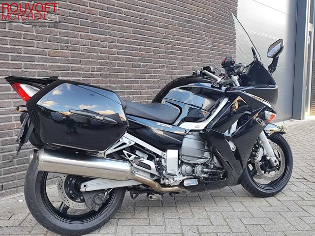 yamaha - fjr-1300