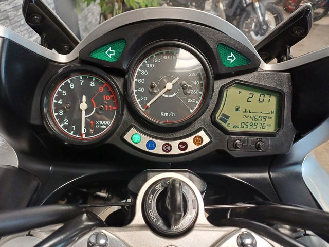 yamaha - fjr-1300