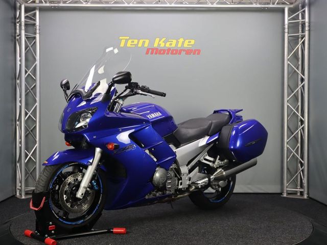 yamaha - fjr-1300