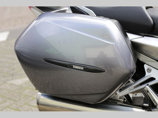 yamaha - fjr-1300