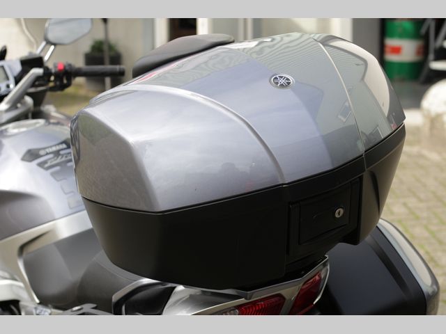 yamaha - fjr-1300