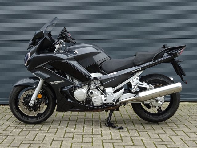 yamaha - fjr-1300