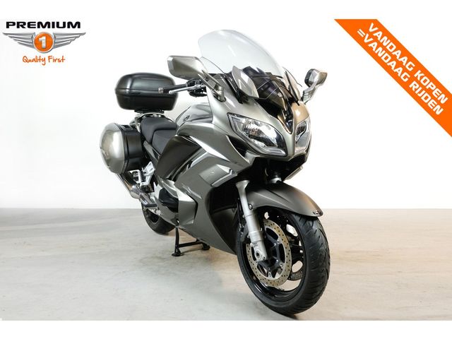 yamaha - fjr-1300