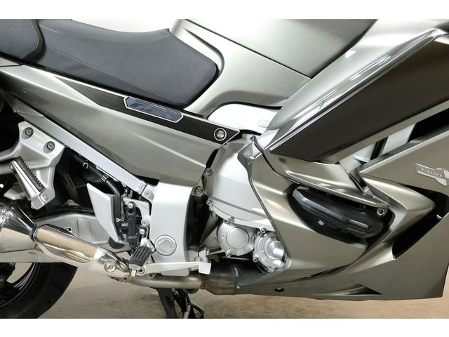 yamaha - fjr-1300